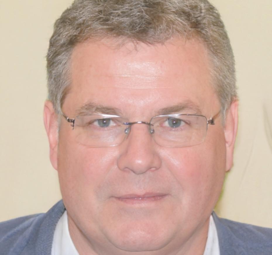 Portrait of Orvil Dunphy, lead instructor and wedding bouquet design specialist